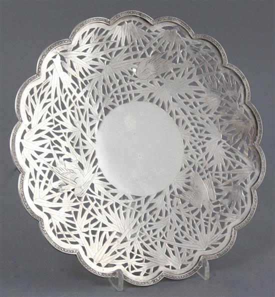 An early 20th century Chinese Export silver shallow dish by Zee Sung, 13.5 oz.